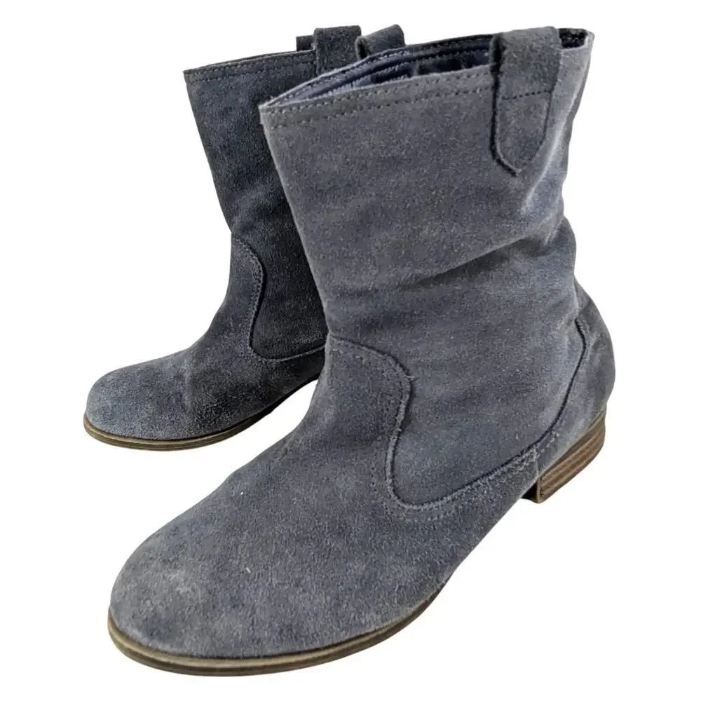 MOSSIMO! DOVE GRAY GENUINE SUEDE LEATHER BOHO CHIC SLIP-ON LOW HEEL BOOTS! SZ 8M
